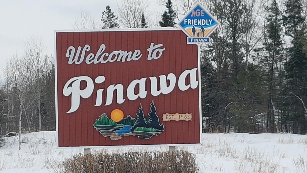 Pinawa Motel 外观 照片